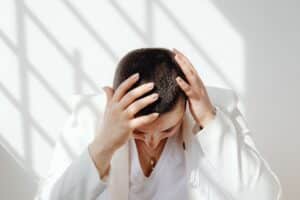 Trauma Psicológico: O Que É, Como Afeta o Cérebro e Por Que o Tempo Não Cura Sozinho